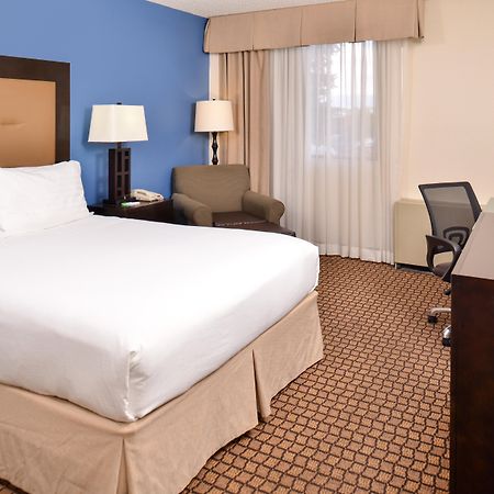 Ramada Plaza By Wyndham Sheridan Hotel & Convention Center Exterior foto